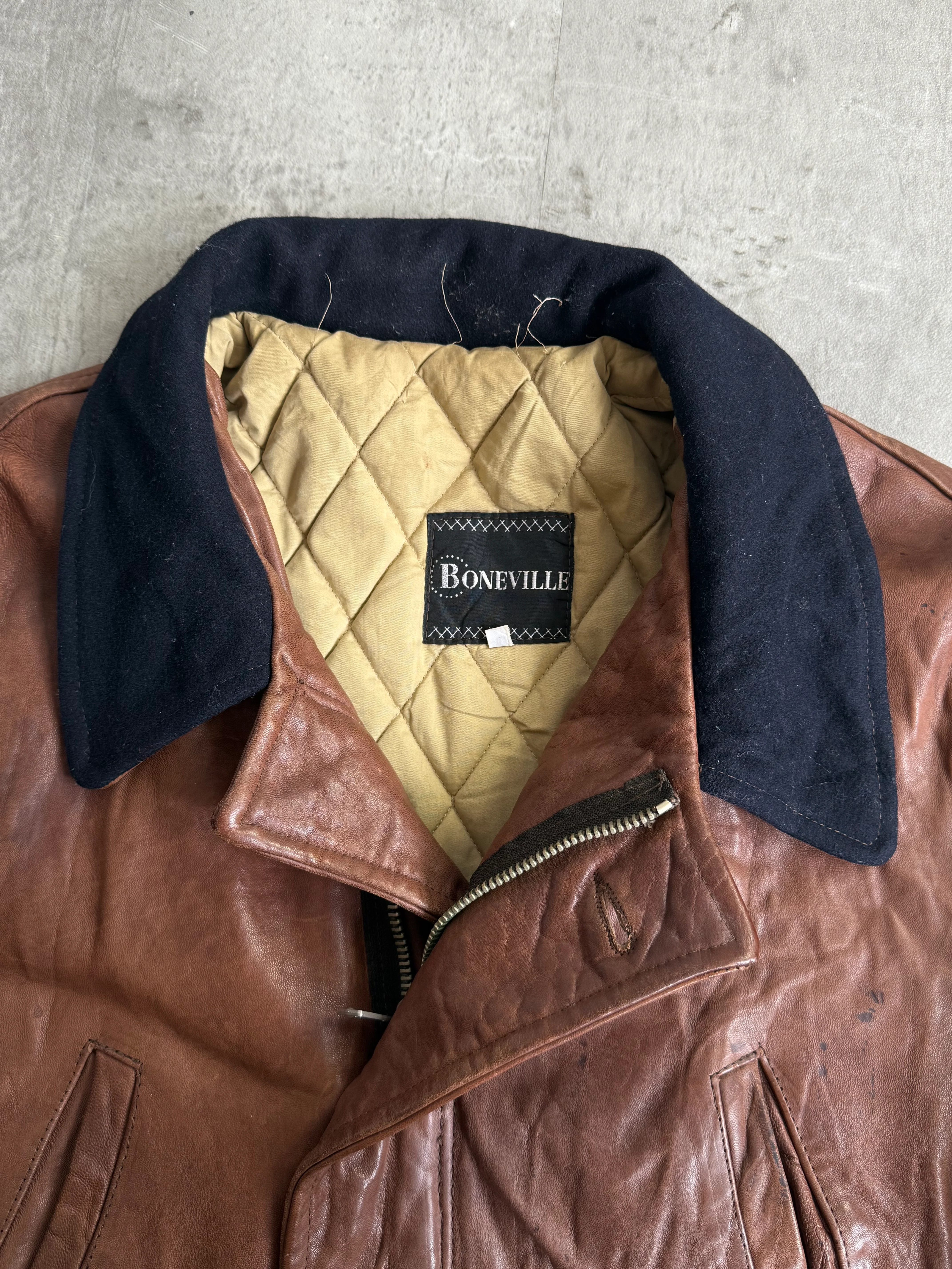 1980s Boneville Leather Chore Jacket with Wool Collar - Image 4