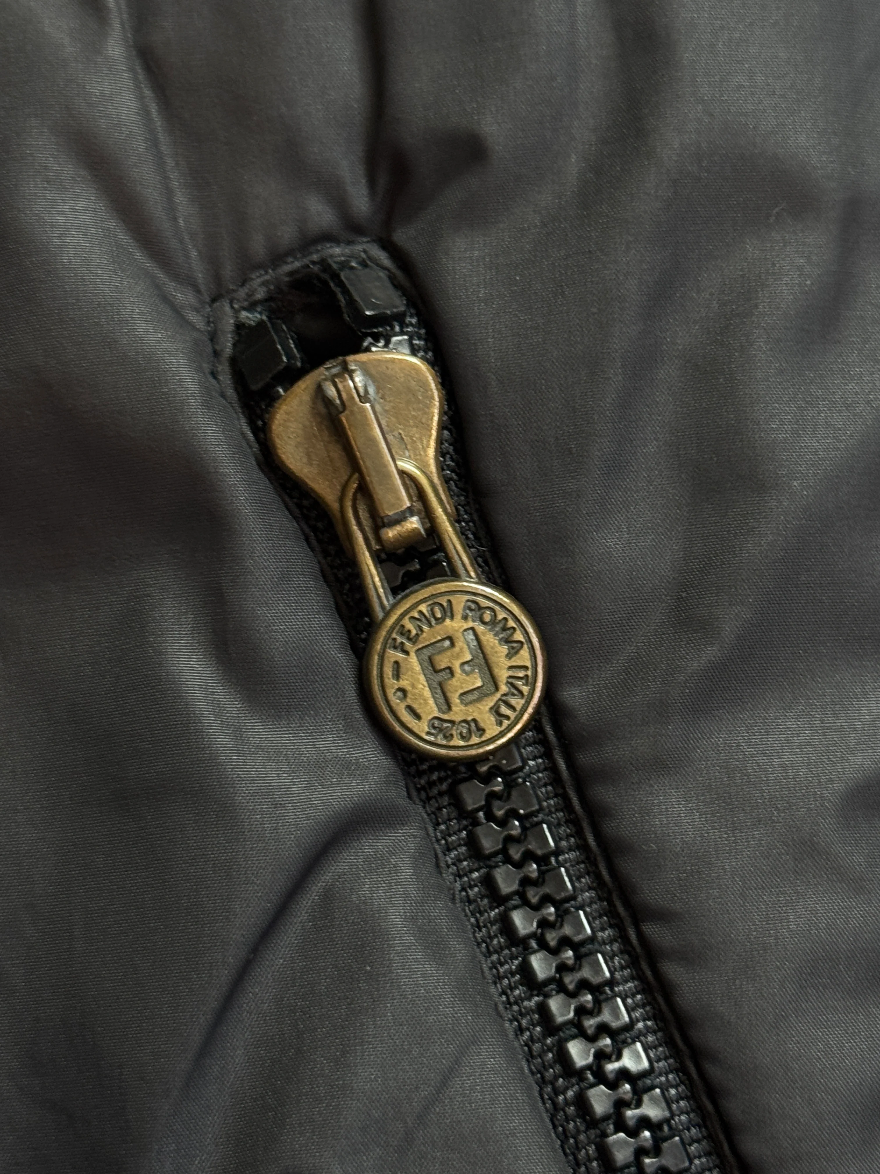 1990's Fendi Lightweight Quilted Puffer Jacket - Image 3