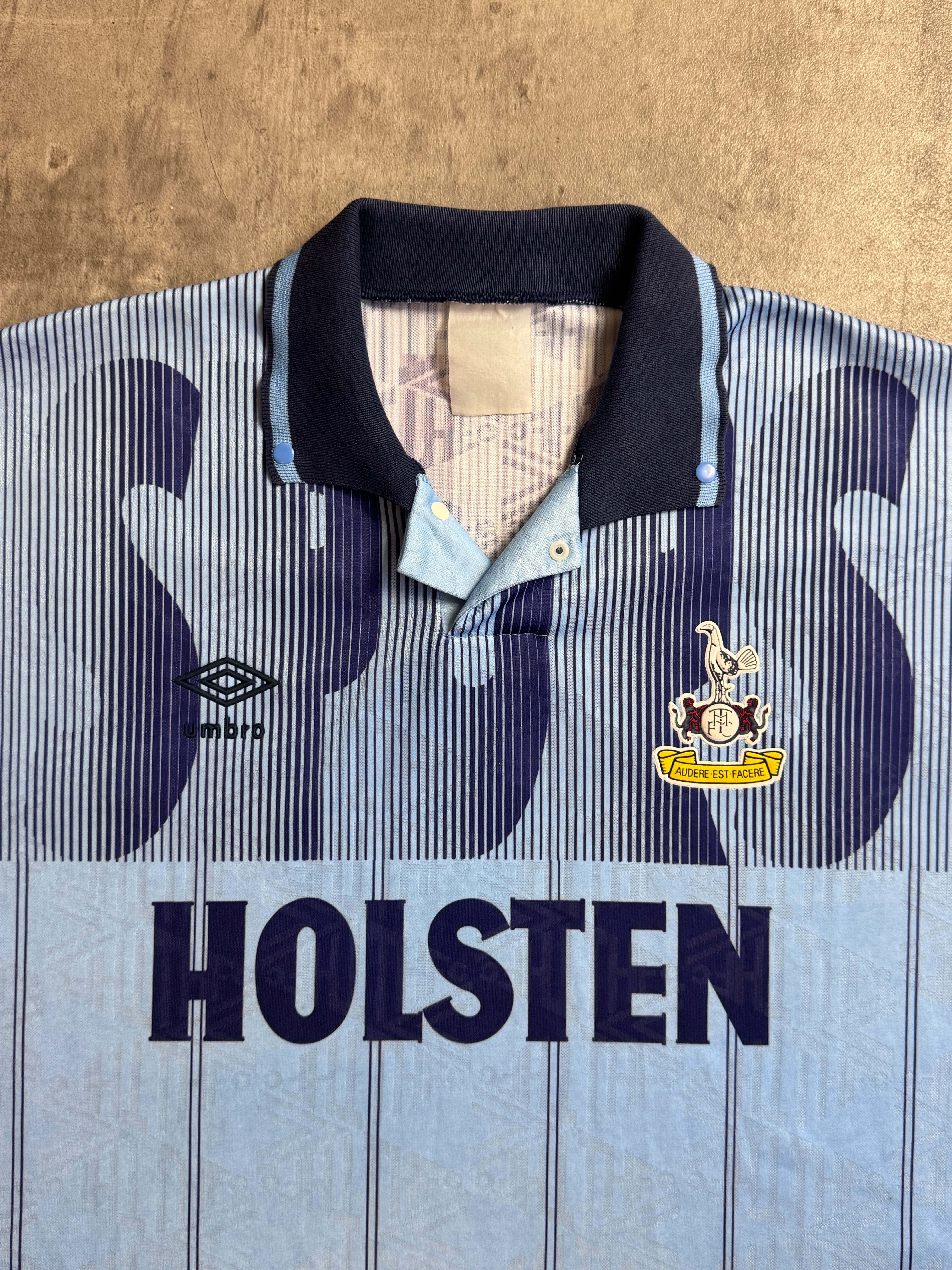 1991/94 Tottenham Hotspur Umbro Third Kit Jersey - Image 3