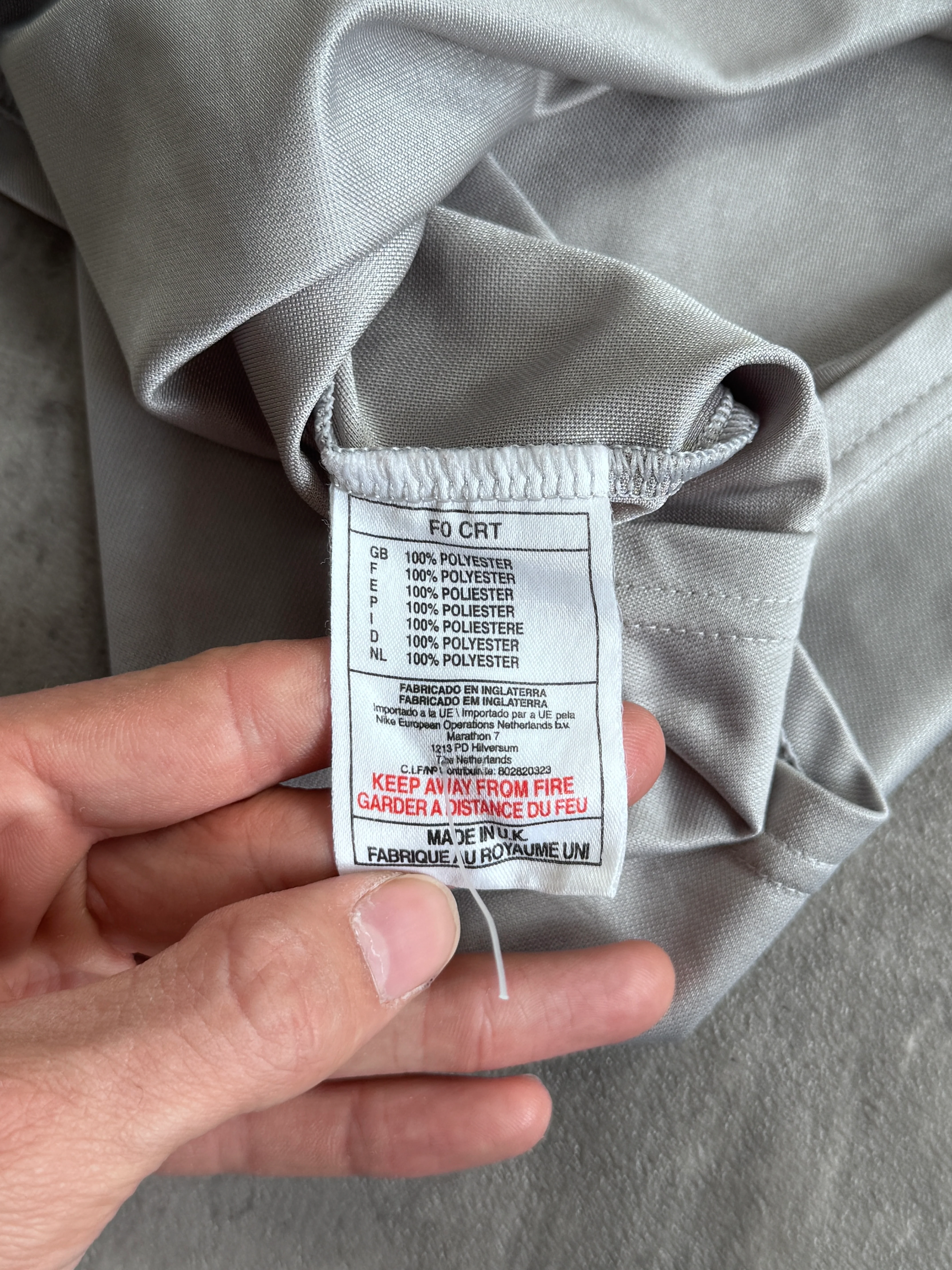 2001/02 PSG Away Nike Football Shirt - Image 5