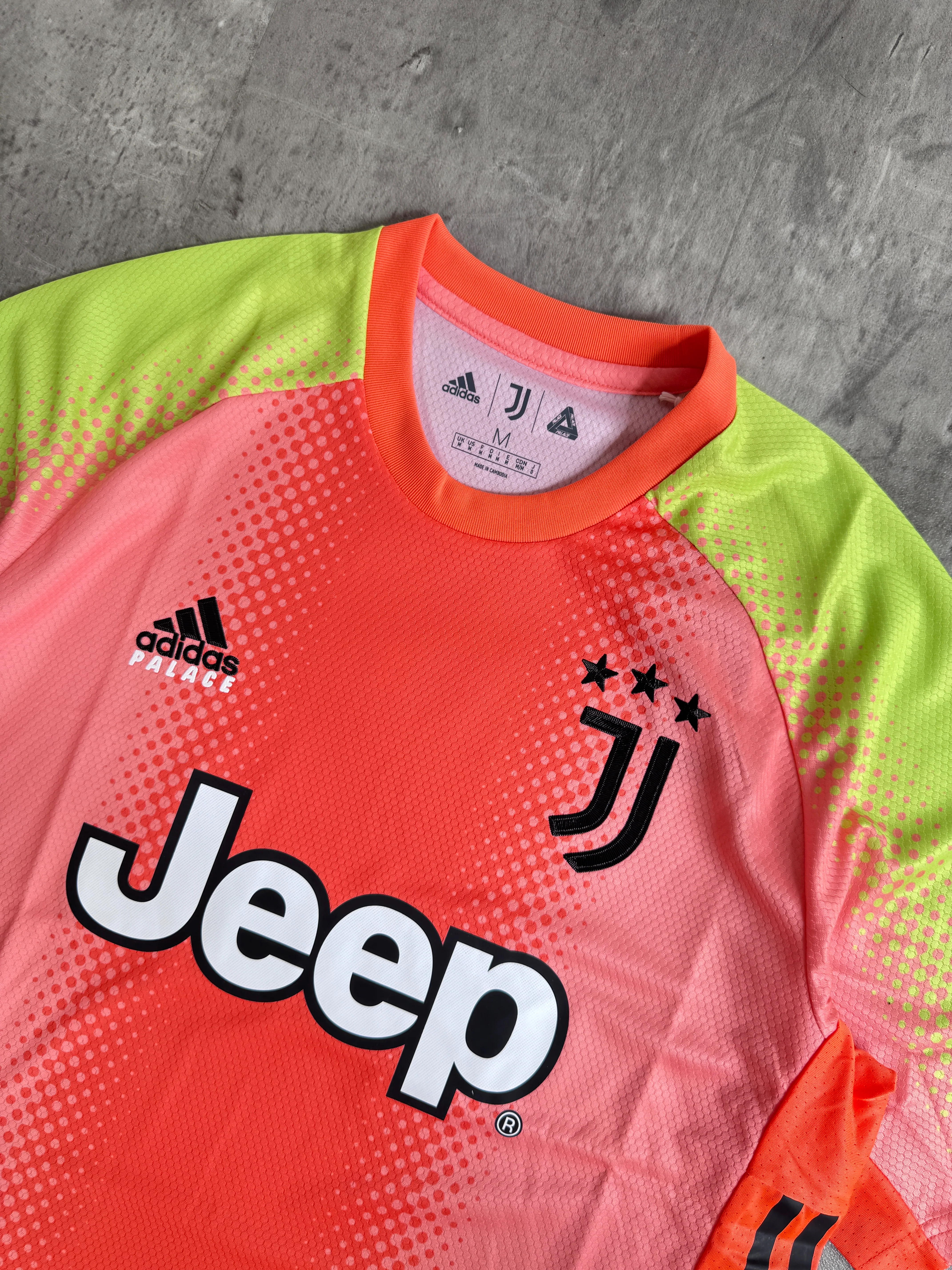 VT SALE: 2019/20 Palace x Adidas x Juventus Football Shirt - Image 5