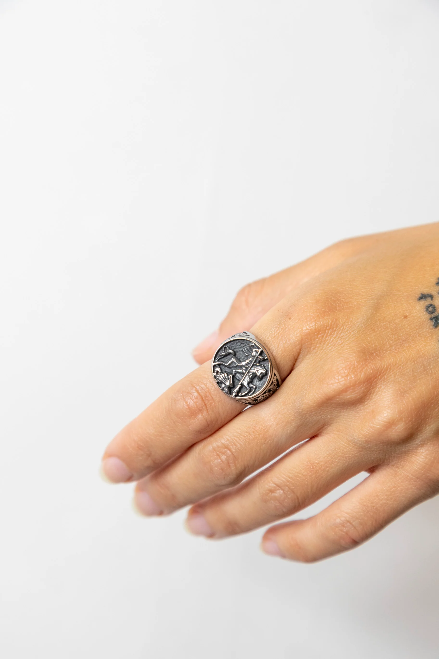 Silver Knight Ring - Image 4